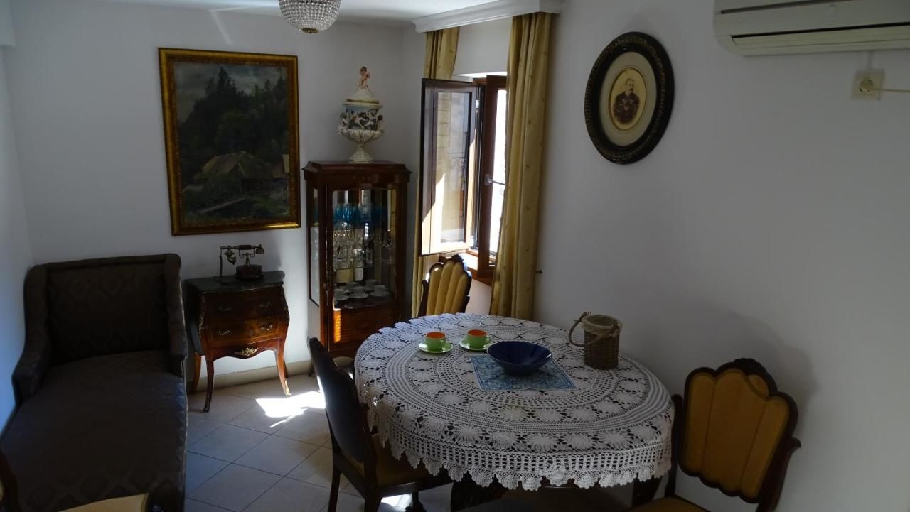 Апартаменты Apartments Renaissance Old town Будва