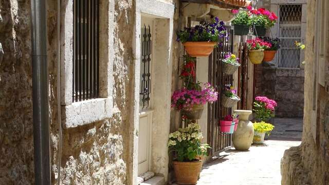 Апартаменты Apartments Renaissance Old town Будва-33